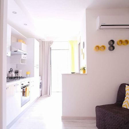 Charme & Chic Studios - Bari Centro Экстерьер фото